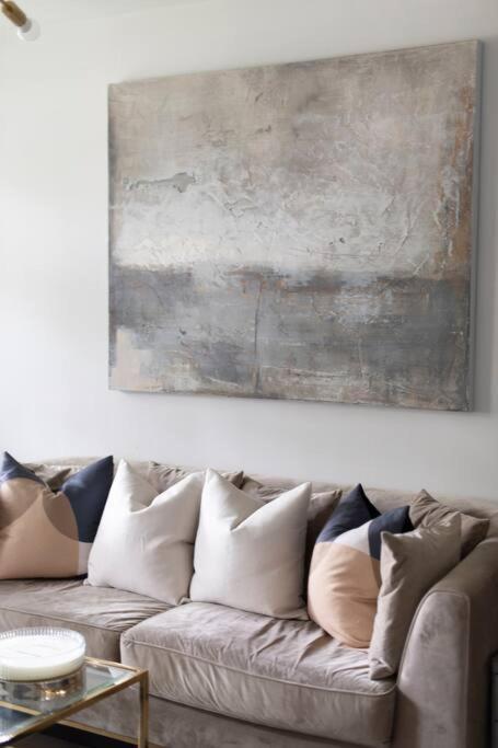 2 Bedroom Modern Urban Sanctuary 1Cc - Cherrydeal Londres Exterior foto